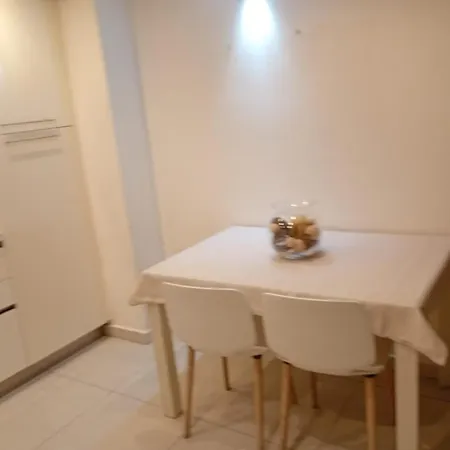 Διαμέρισμα Domus Cinque Borghetto Santo Spirito