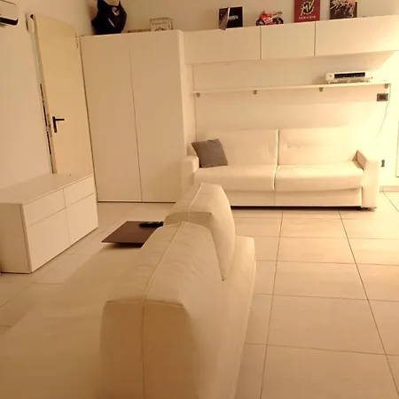 Domus Cinque Διαμέρισμα