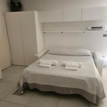 Domus Cinque Διαμέρισμα Borghetto Santo Spirito
